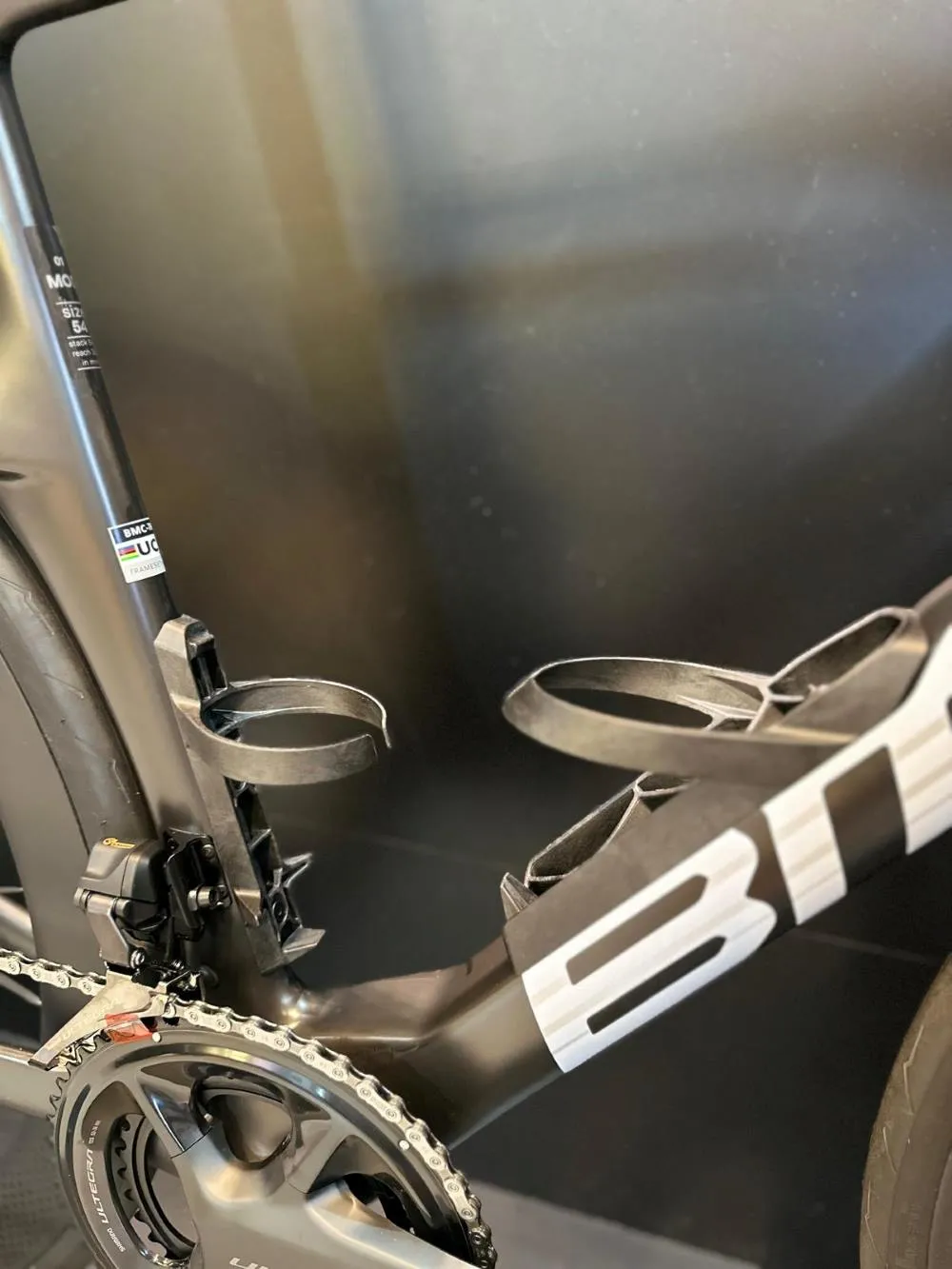 BMC Teammachine R 01 ROAD BIKE  CARBON BLACK / COOL WHITE