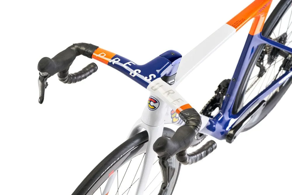 Cinelli 2024 - Pressure Road Bike
