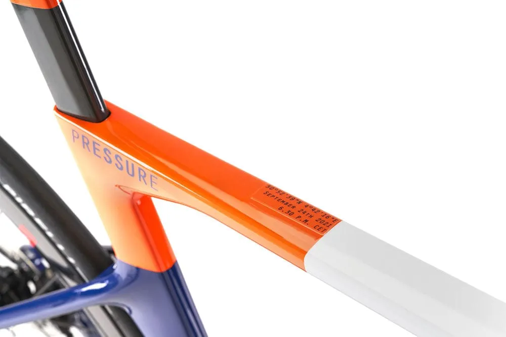 Cinelli 2024 - Pressure Road Bike