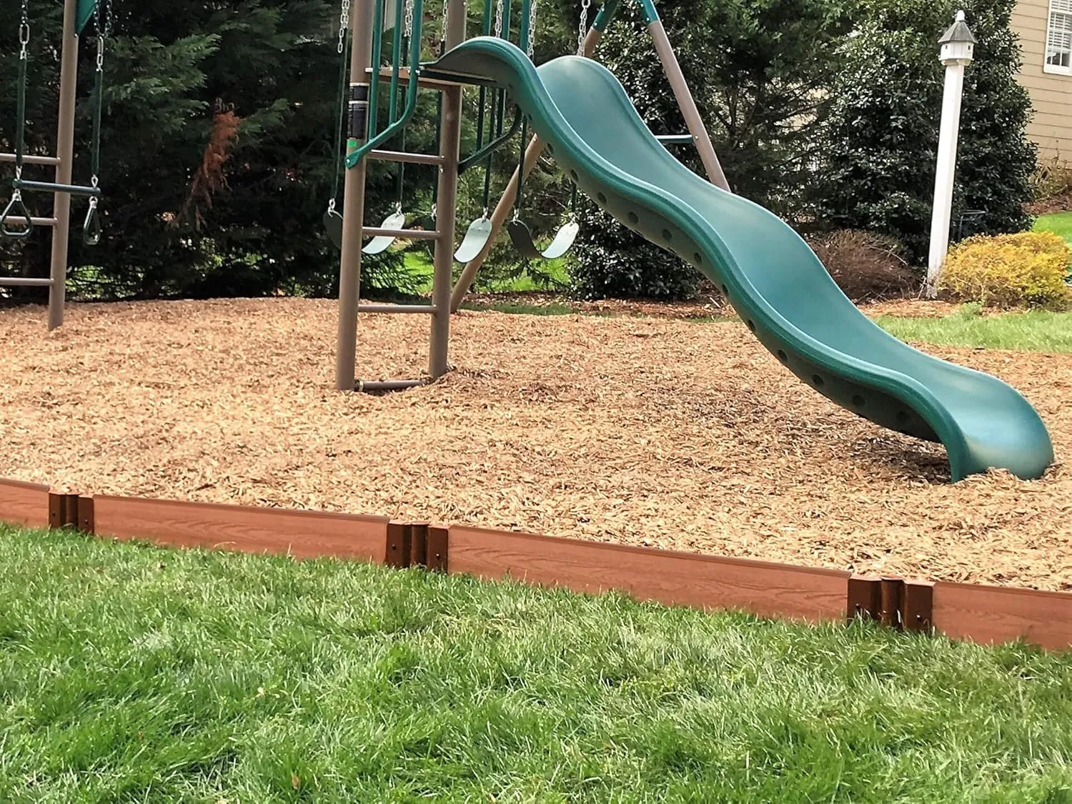 Frame It All Classic Sienna Straight Playground Border 16  1 Profile