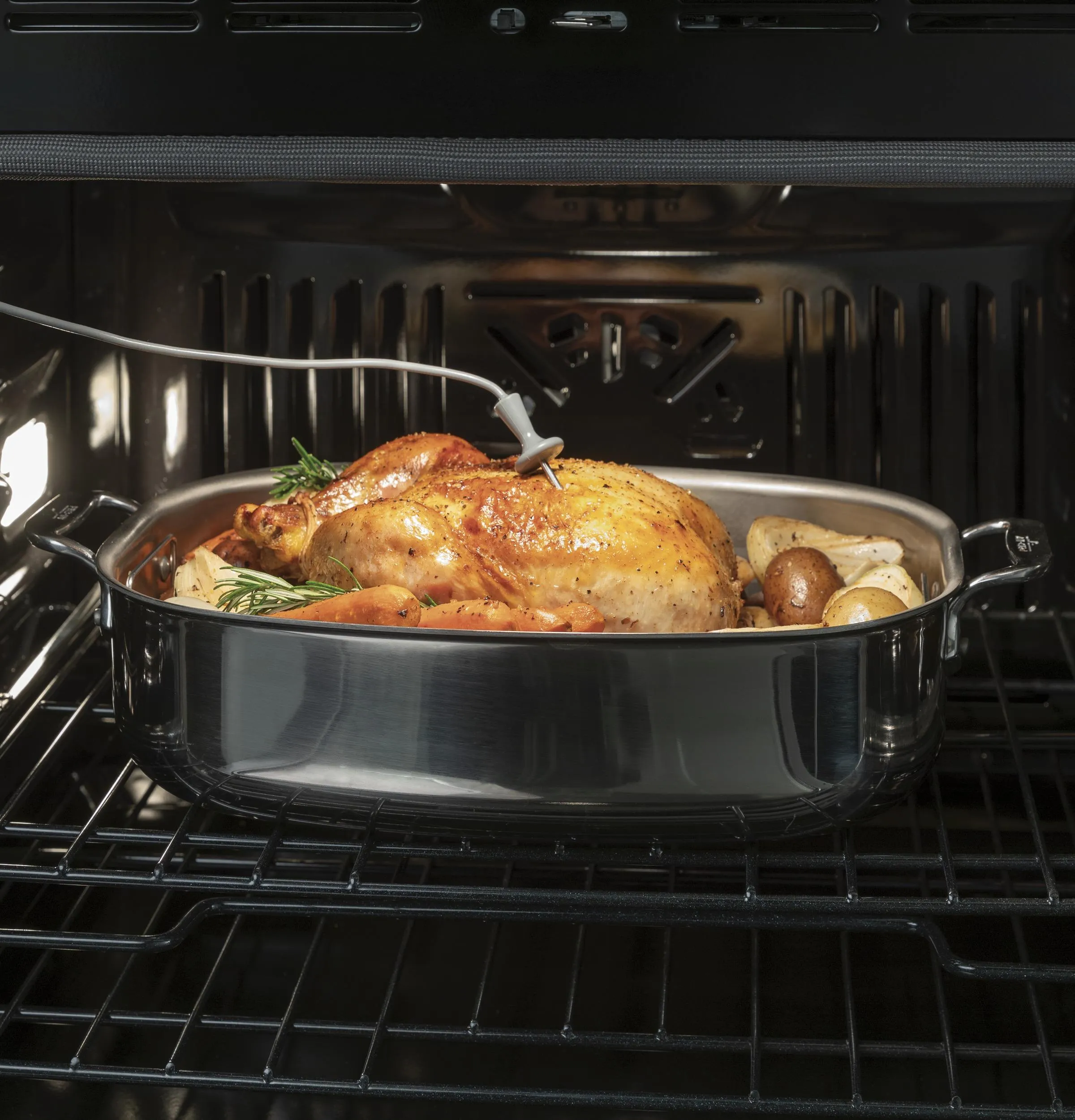 JTS5000ENES GE® 30" Smart Built-In Self-Clean Convection Single Wall Oven with Never Scrub Racks