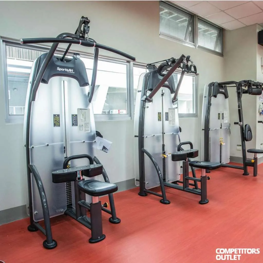 SportsArt Status Independent Lat Pulldown S916